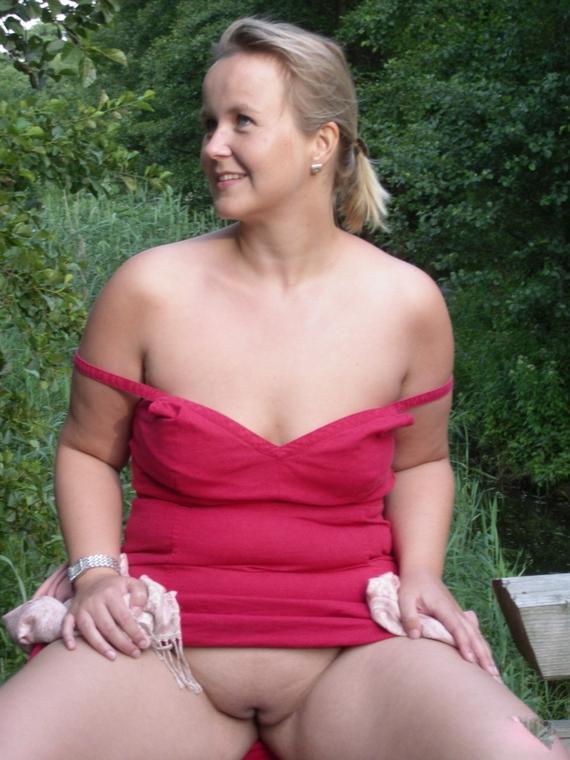 Chubby Mature Nude Outdoor - Amateur Outdoor Mature gallery